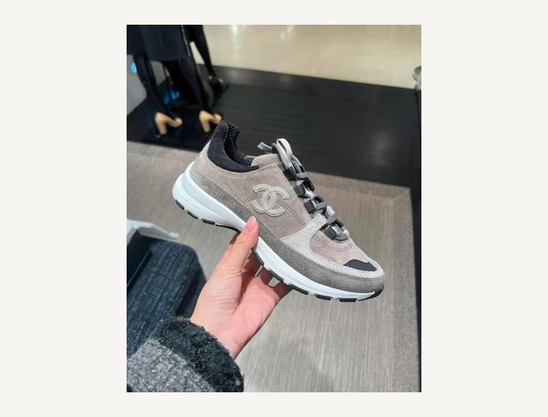 CHANEL Chanel Runner — 37.5