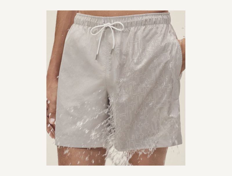 HERMÈS Hermes Swim Shorts (consignment) — Beige, L